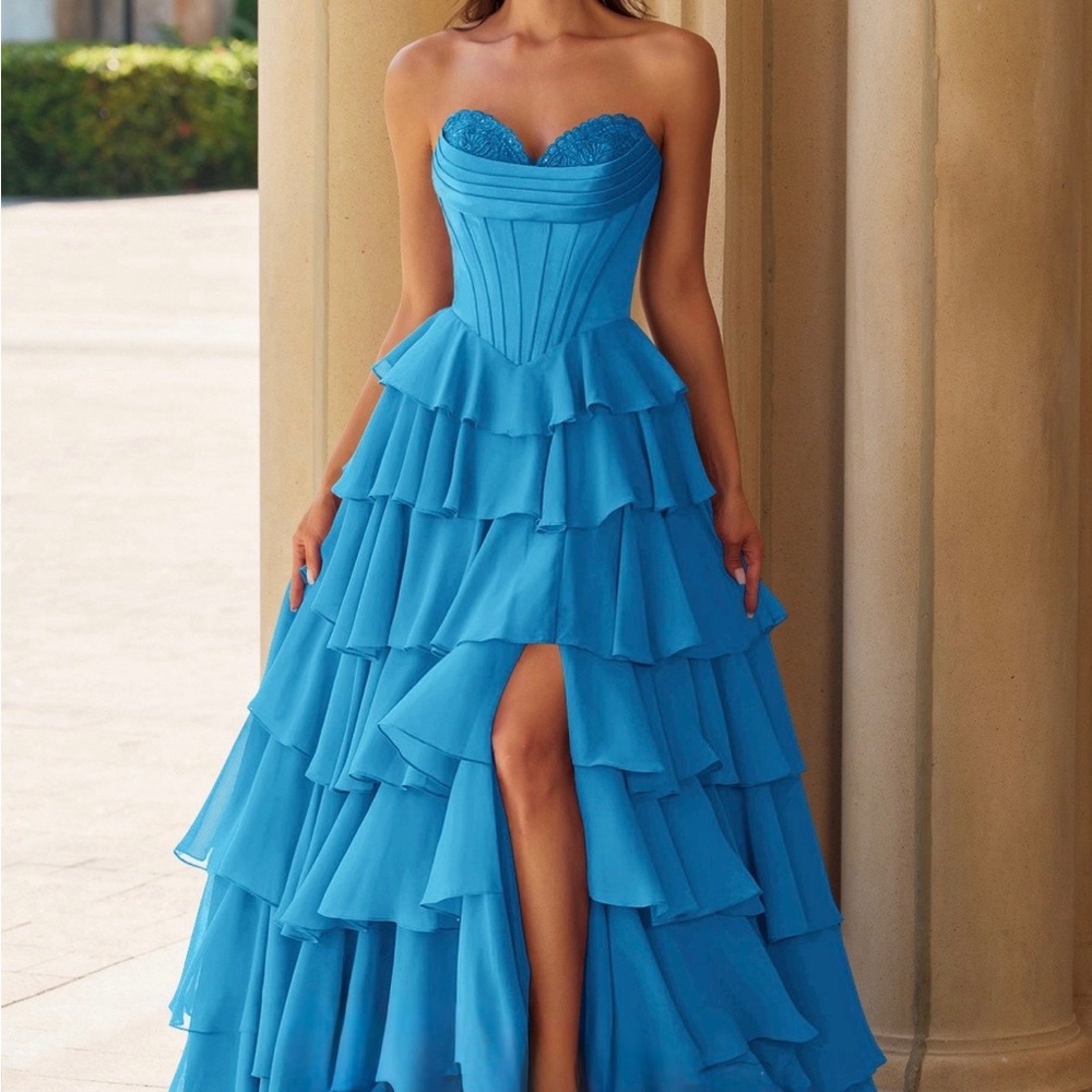 Elegant Blue Tiered Evening Gown: prom dress - Picture 1 of 4
